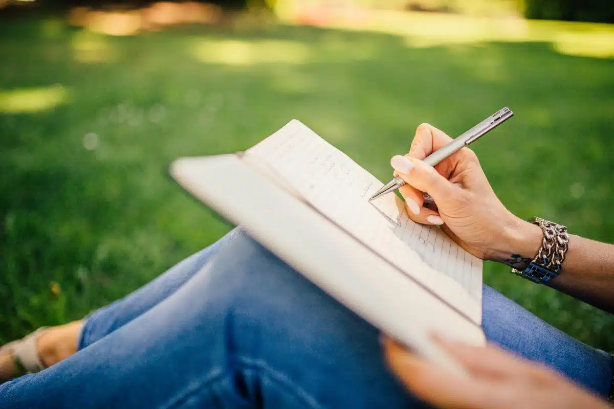 Journaling My Thoughts: Will This Help Me in Recovery?